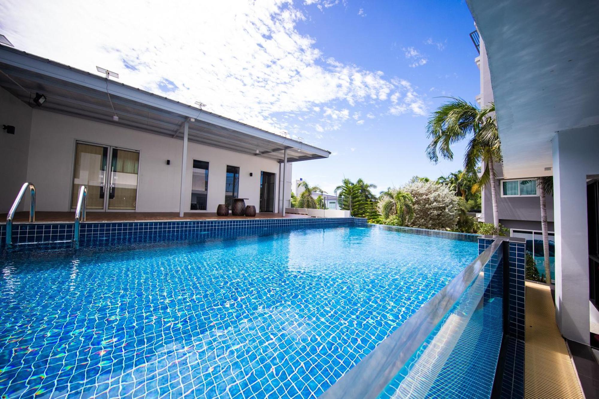 Phavina Hotel Rayong Sha Extra Plus Exterior foto