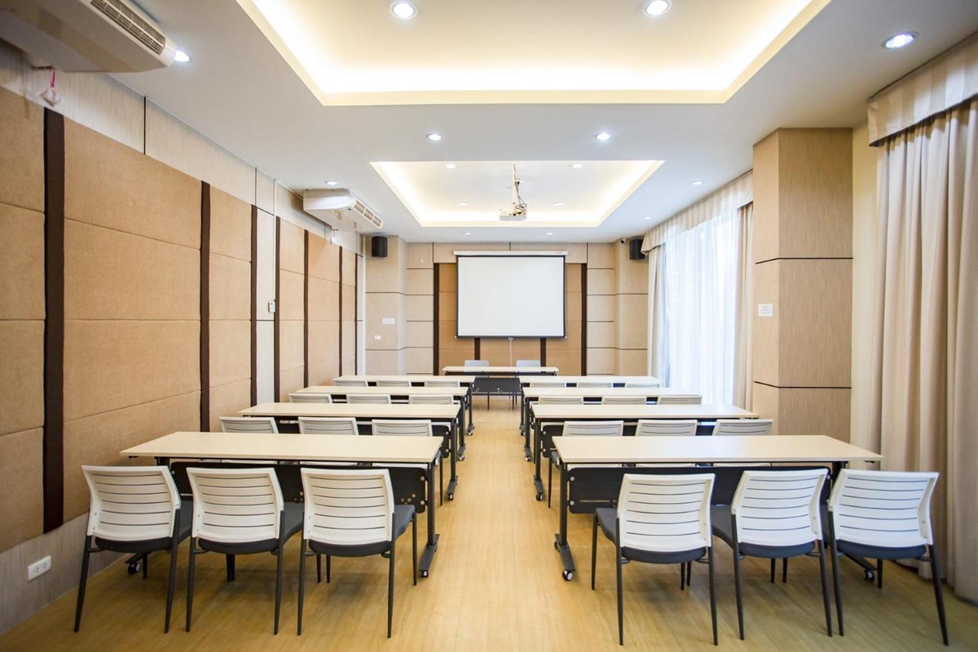 Phavina Hotel Rayong Sha Extra Plus Exterior foto