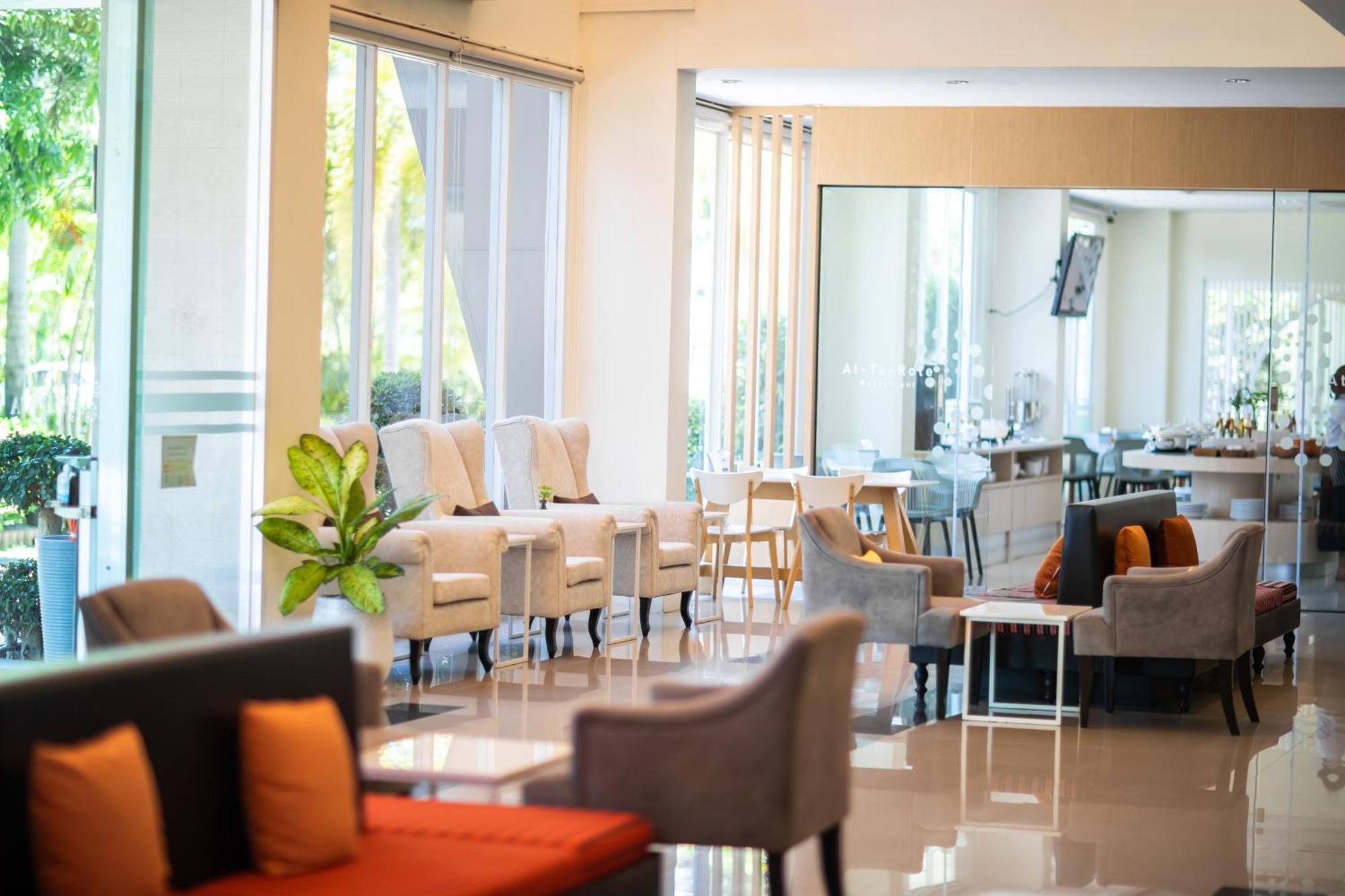 Phavina Hotel Rayong Sha Extra Plus Exterior foto